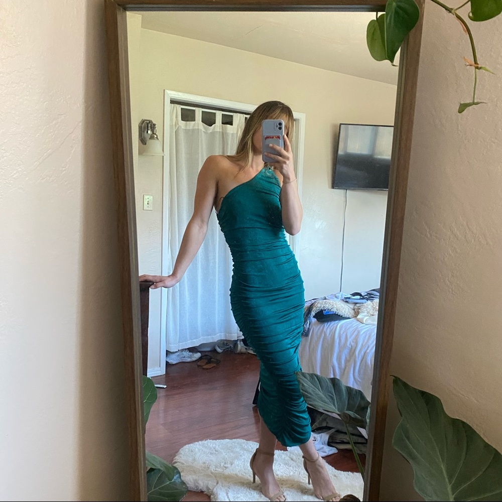 One Shoulder MIDI dress